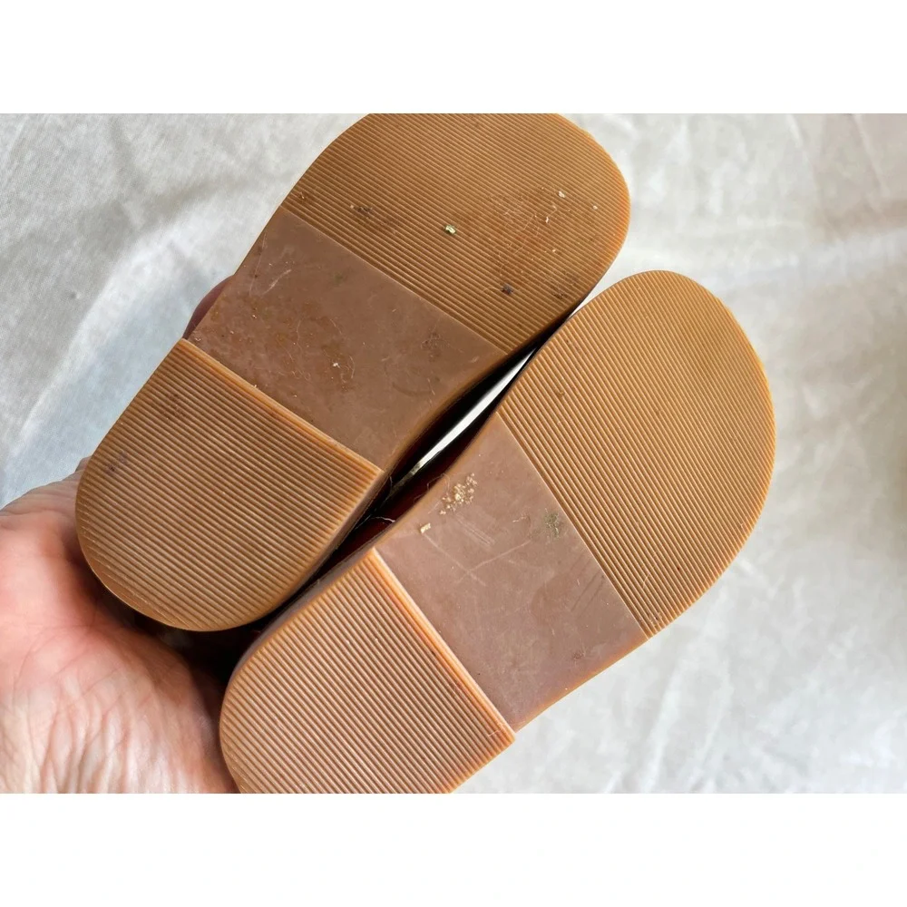 Felix & Flora Kids Brown Heart Cutout‎ T-Strap Mary Jane Shoes Baby Size 5.5